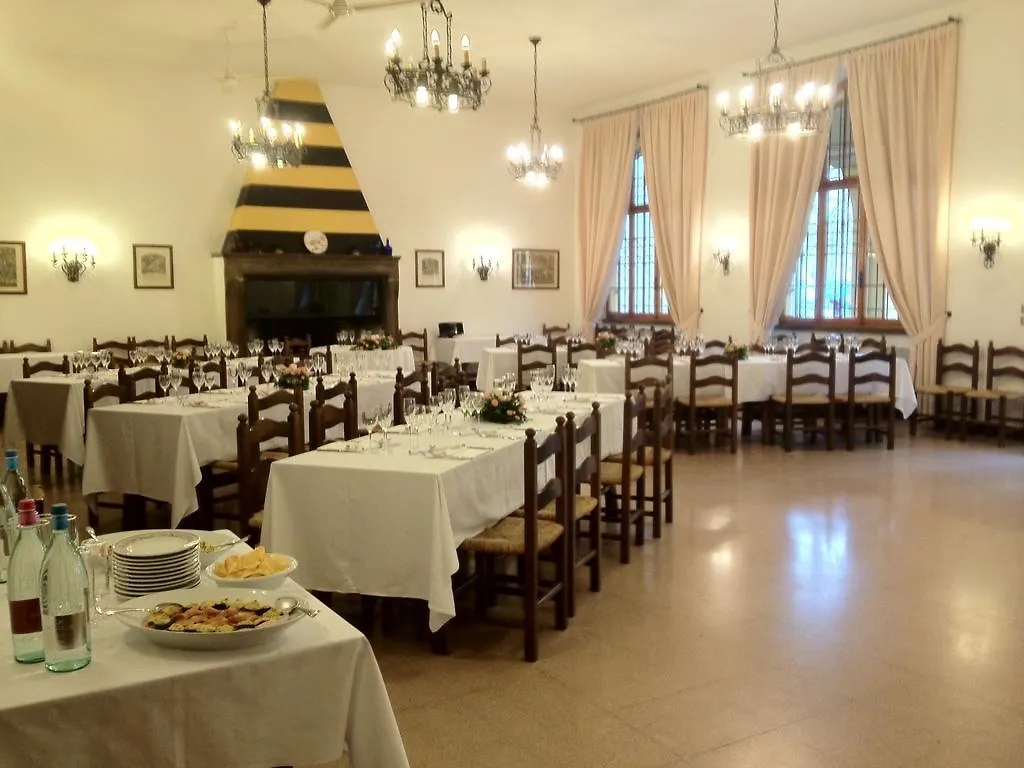Albergo Ristorante Il Cervo Agazzano Hotel